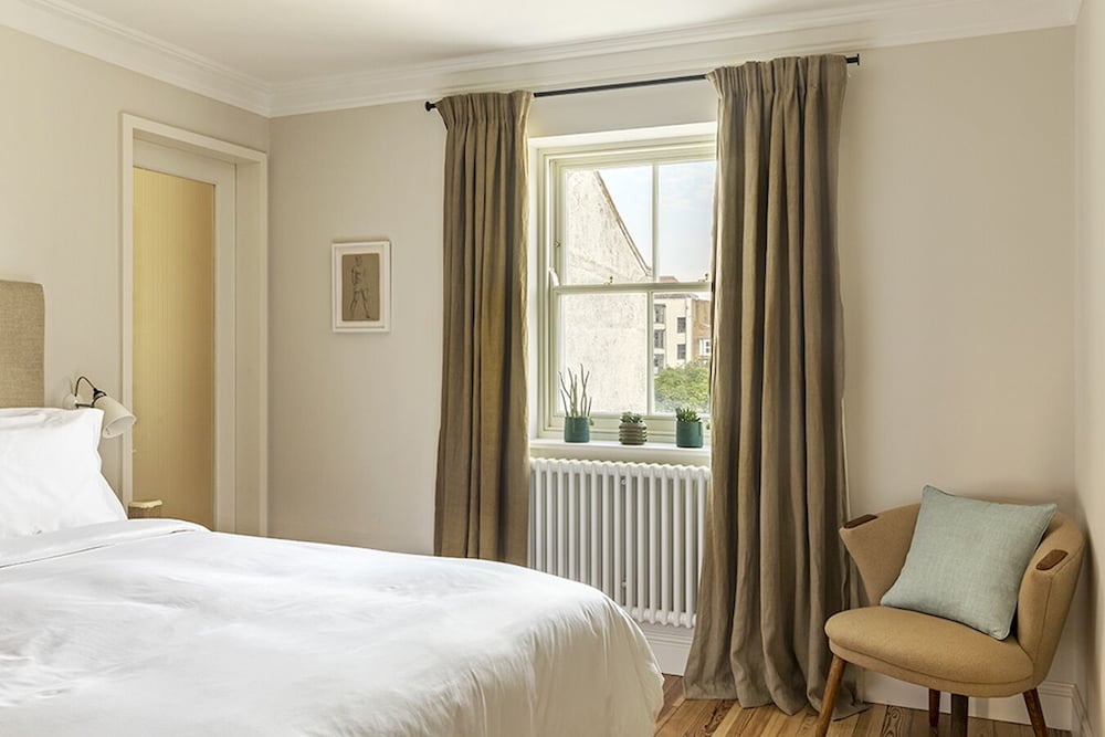 Fort Road Hotel 29