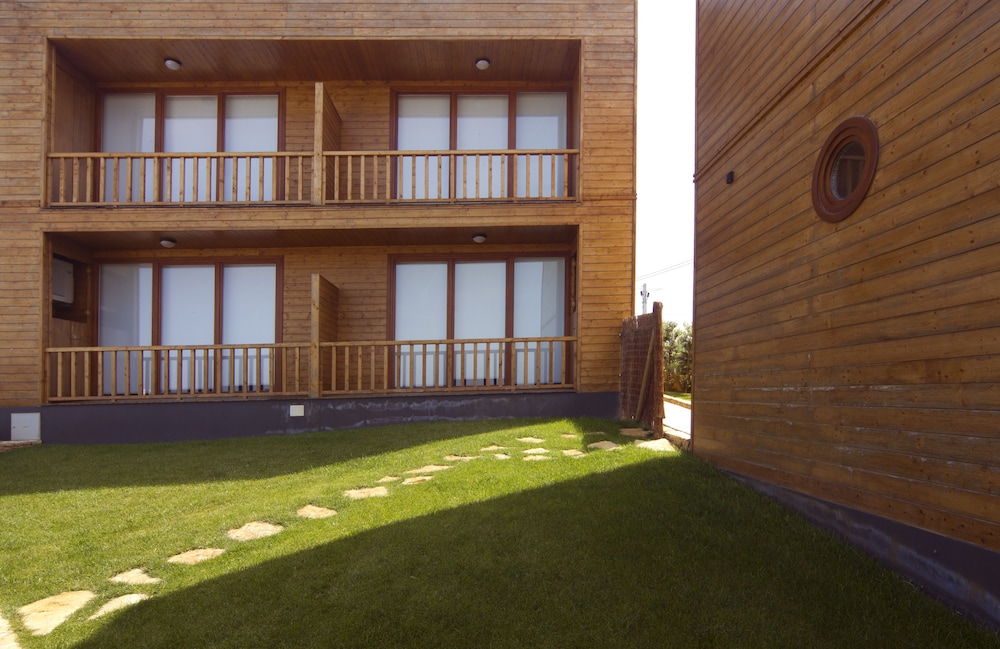 Coxos Beach Lodge
