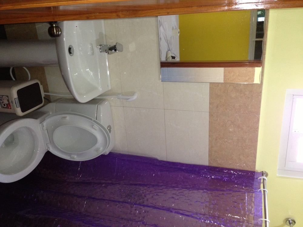 Citrine Tourist Travel Lodge