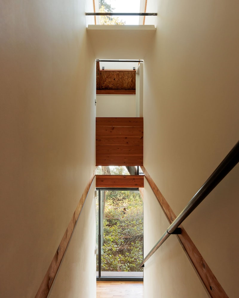 Conner Glass Cabin by Boutique
