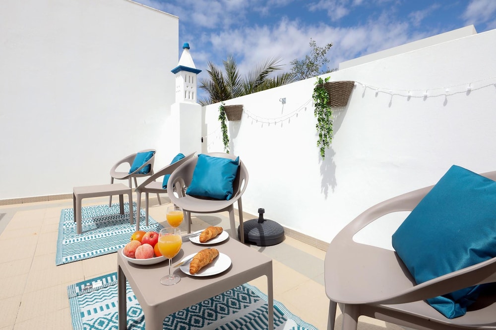 Z 03 - Bedroom 3 in Gil Vicente Guest Rooms