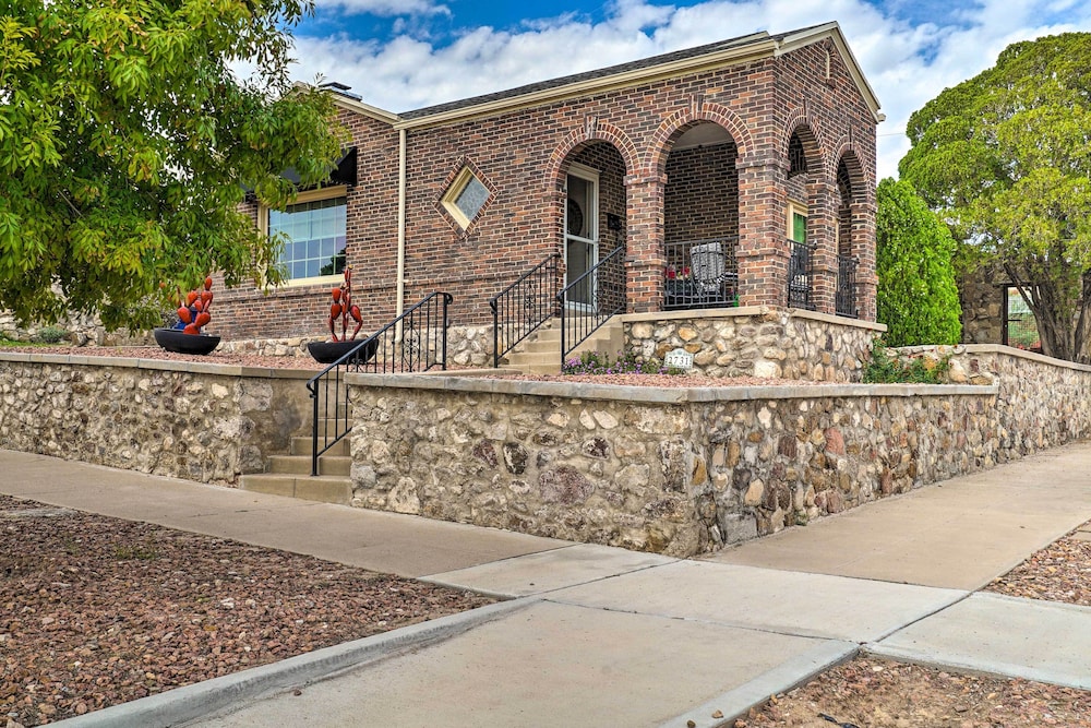 Centrally Located El Paso Abode w/ Porch! view 2