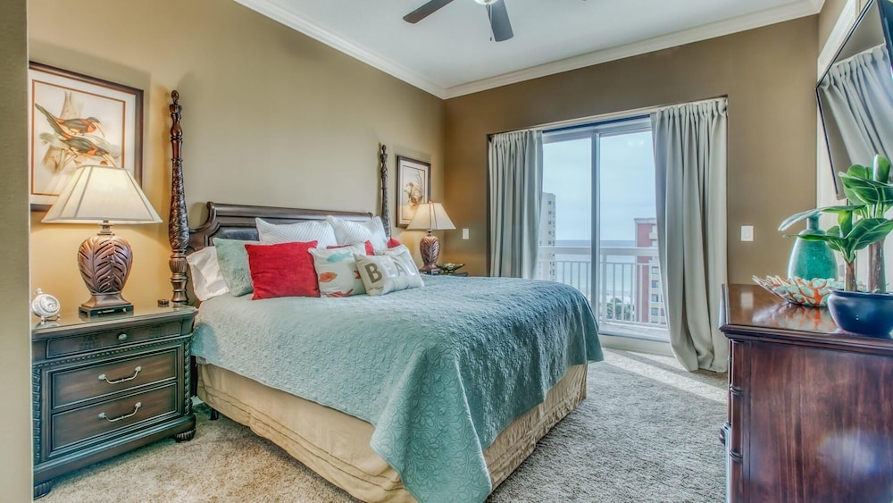 Harbor Landing 701b view 2