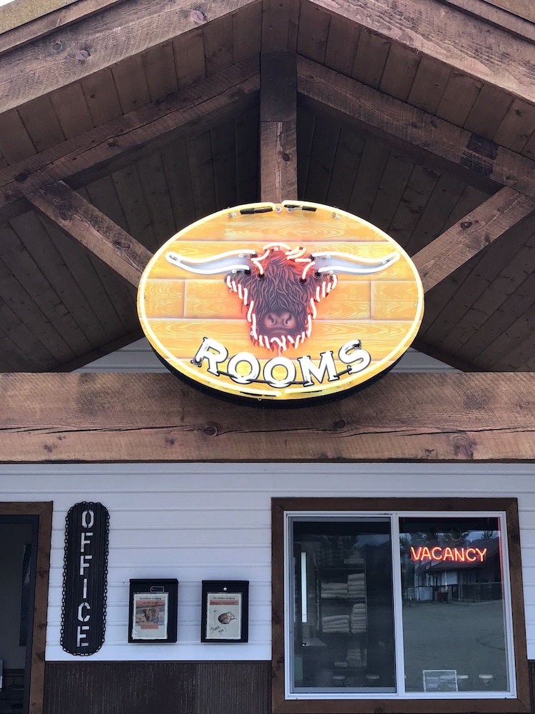 McAllister Inn & Lodging