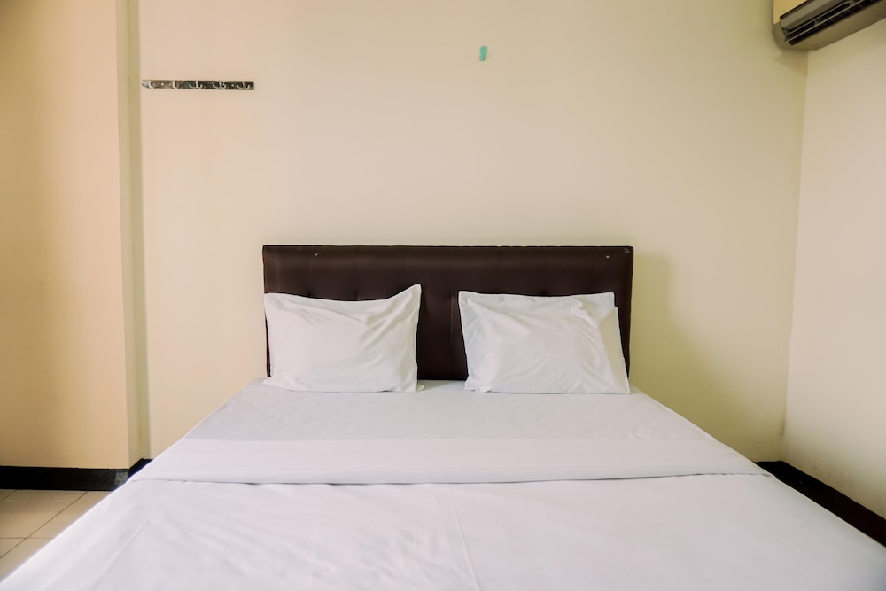 Comfort And Homey Studio At Sunter Park View Apartment view 2
