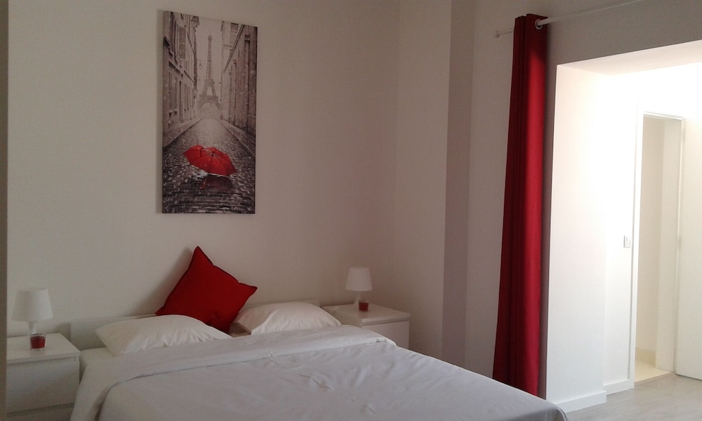 Lisbon Palma Rooms view 4