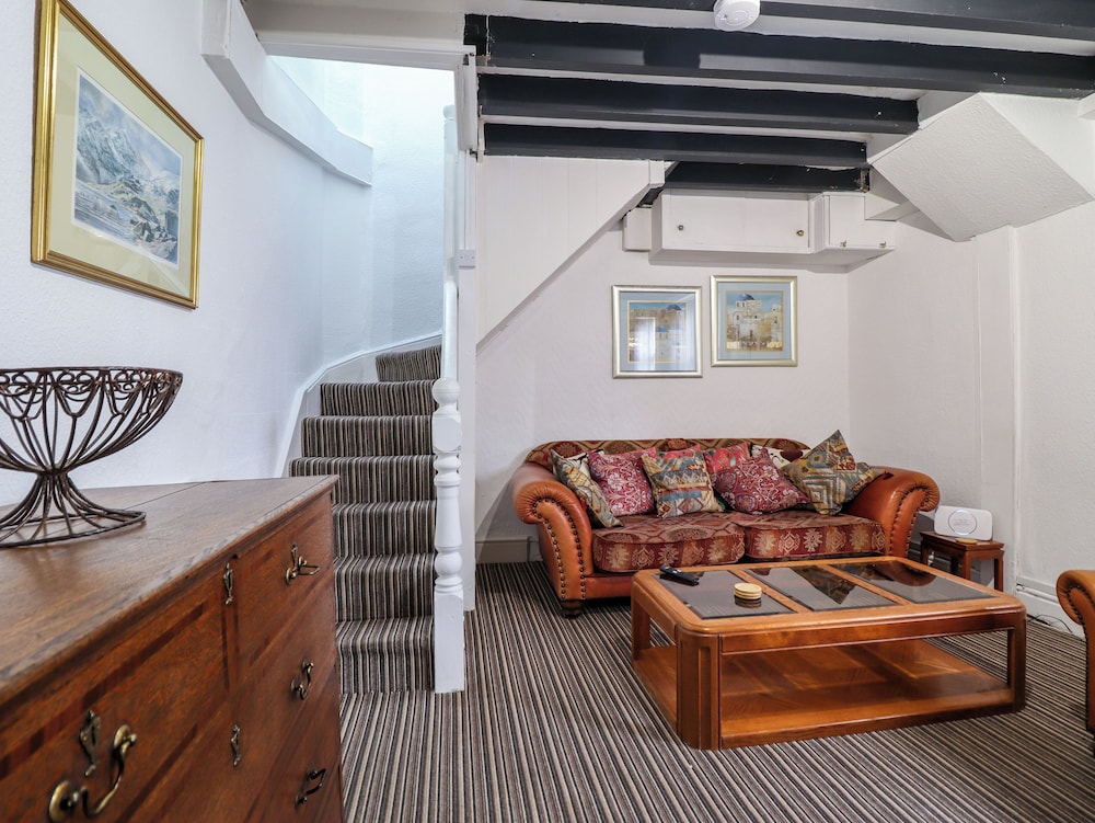 The Courtyard Cottage
