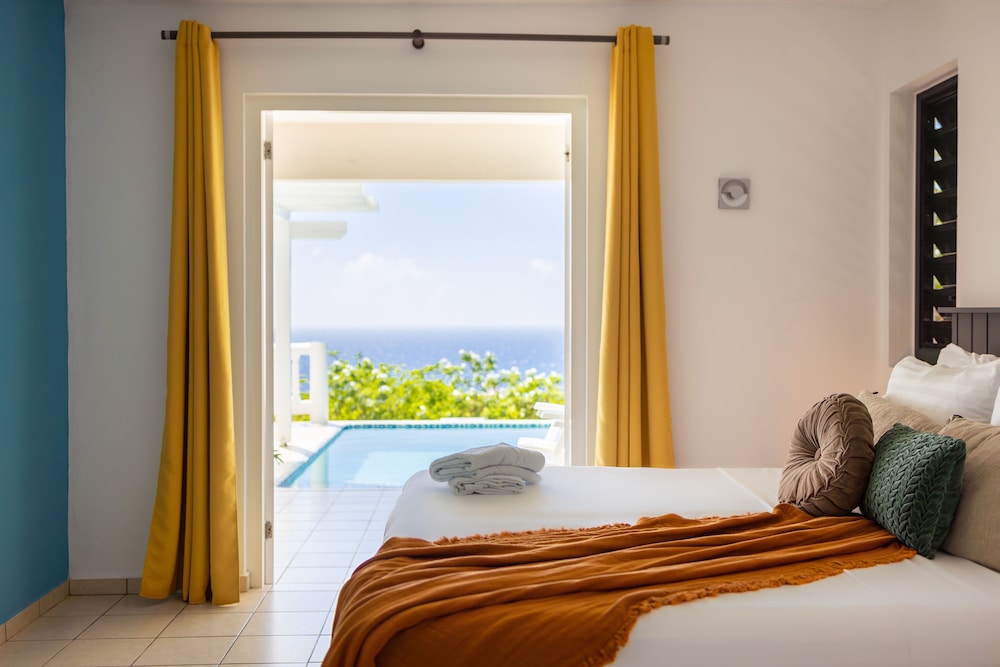 Coral Estate Holidays