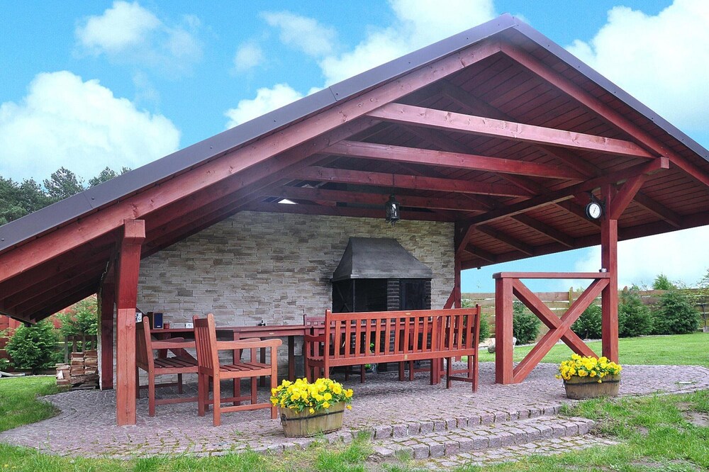 Wooden House in Kolczewo Near Baltic Sea Beach view 2