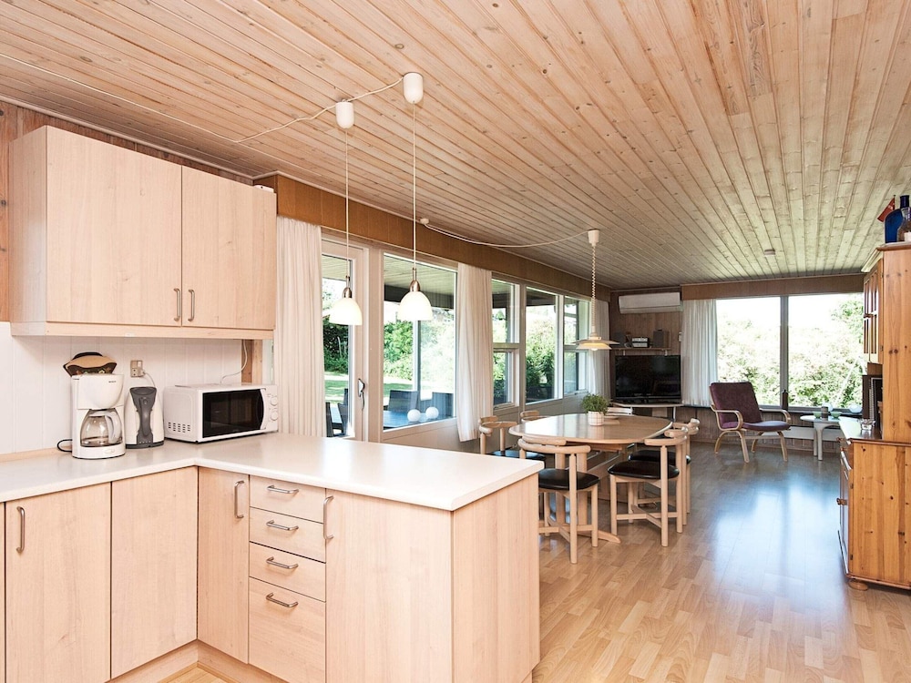 6 Person Holiday Home in Glesborg view 2