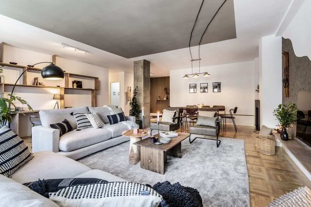 Arties - 4 Bedrooms Apartment in Almagro