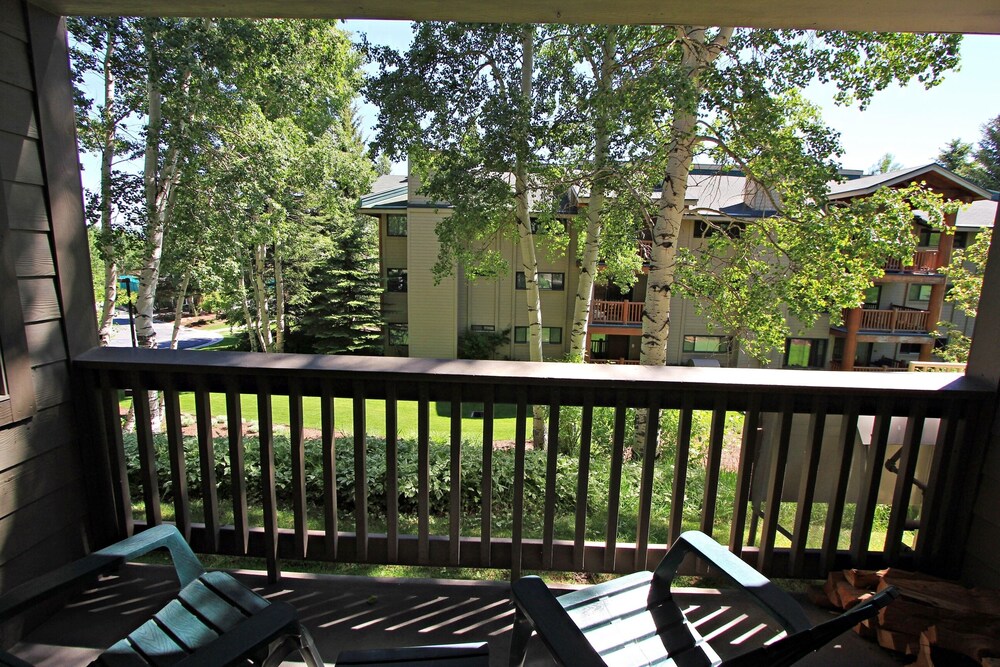 Park City Ski Resort - Snow Flower Vacation Homes