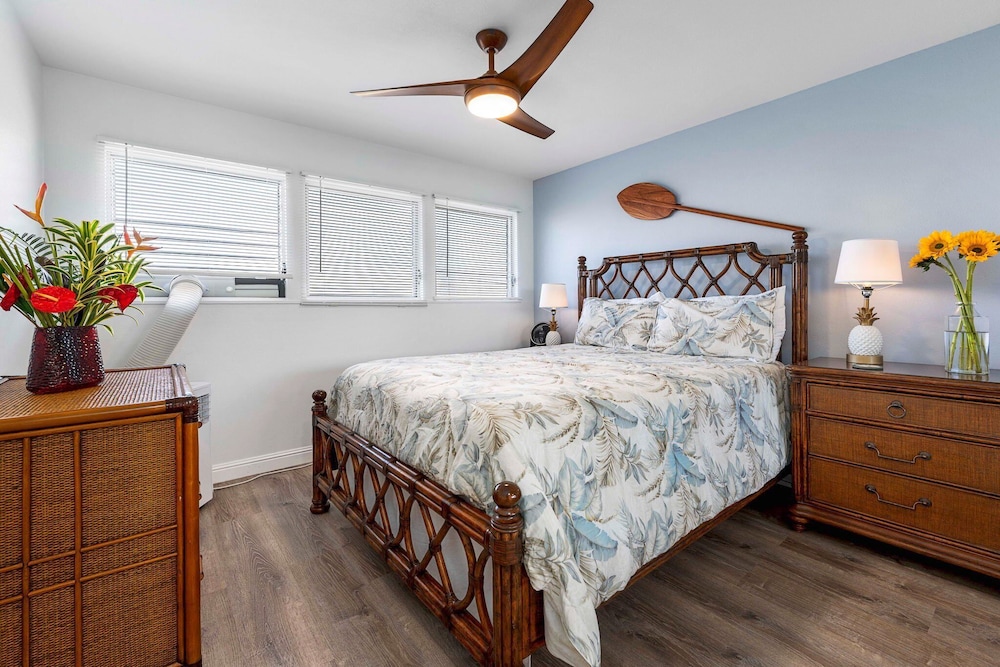 Beautifully Updated Oceanfront Condo - AC - Concierge Included - Vrkcv