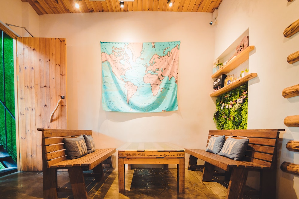 返璞歸真KO hostel 墾丁背包客棧