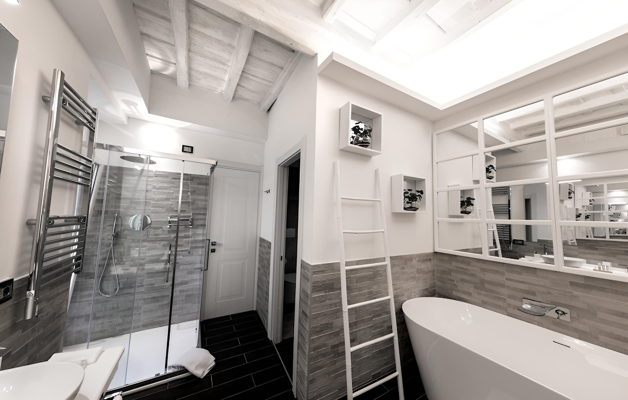 Barcaccia Luxury Suites