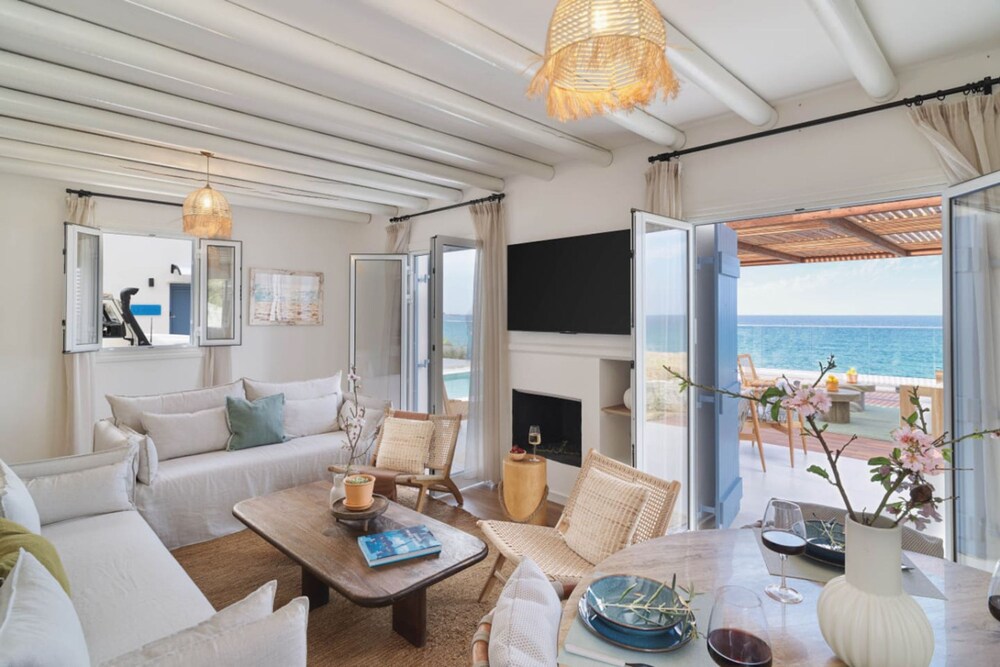 Villa Paradise Coastal Calm at Moonlight Villas