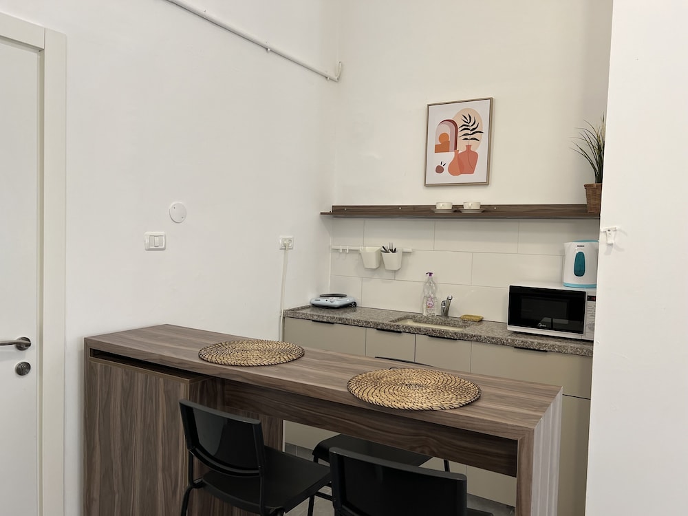 Ha-Carmel Market Apartment