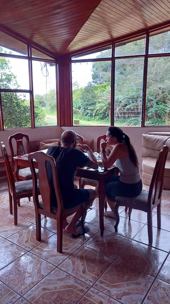 Finca panthera