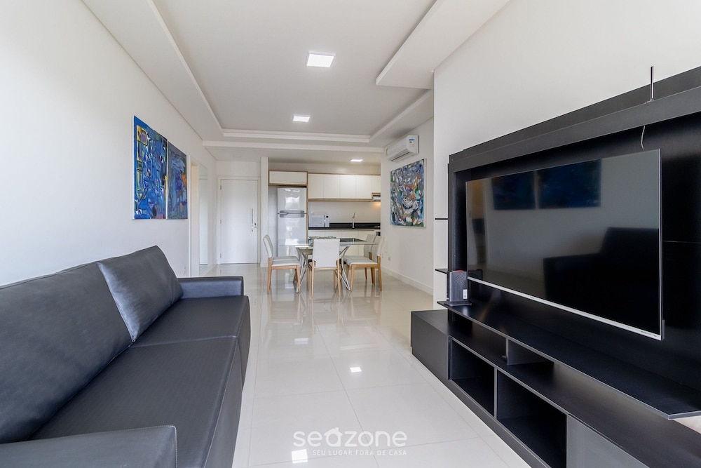 Apt w/ BBQ 1km From Jurere Beach - Les106