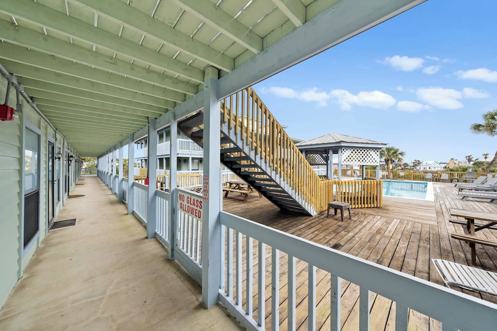 The Cove Condos