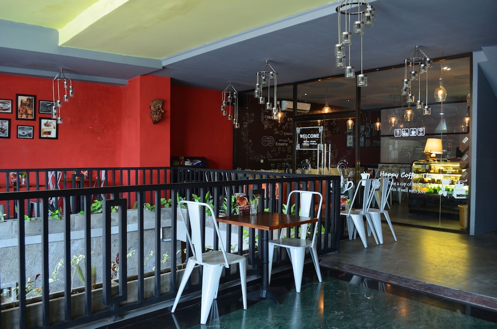 Nirmala Hotel - Image 4
