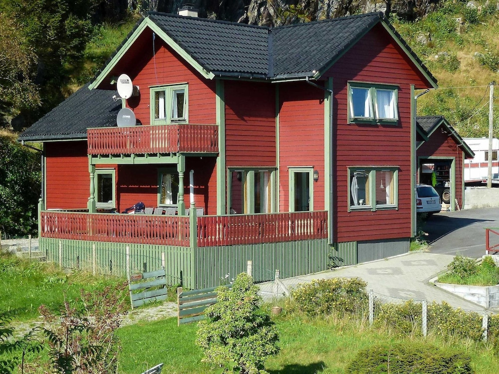 10 Person Holiday Home in Hosteland-by Traum view 2