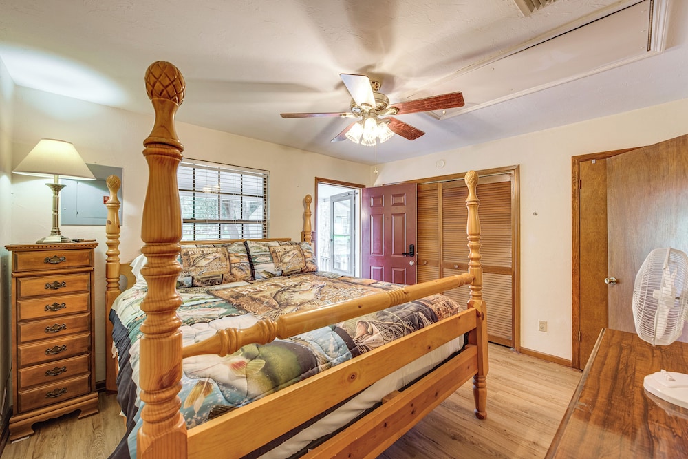 Lake Talquin Townhome at Whippoorwill Lodge!