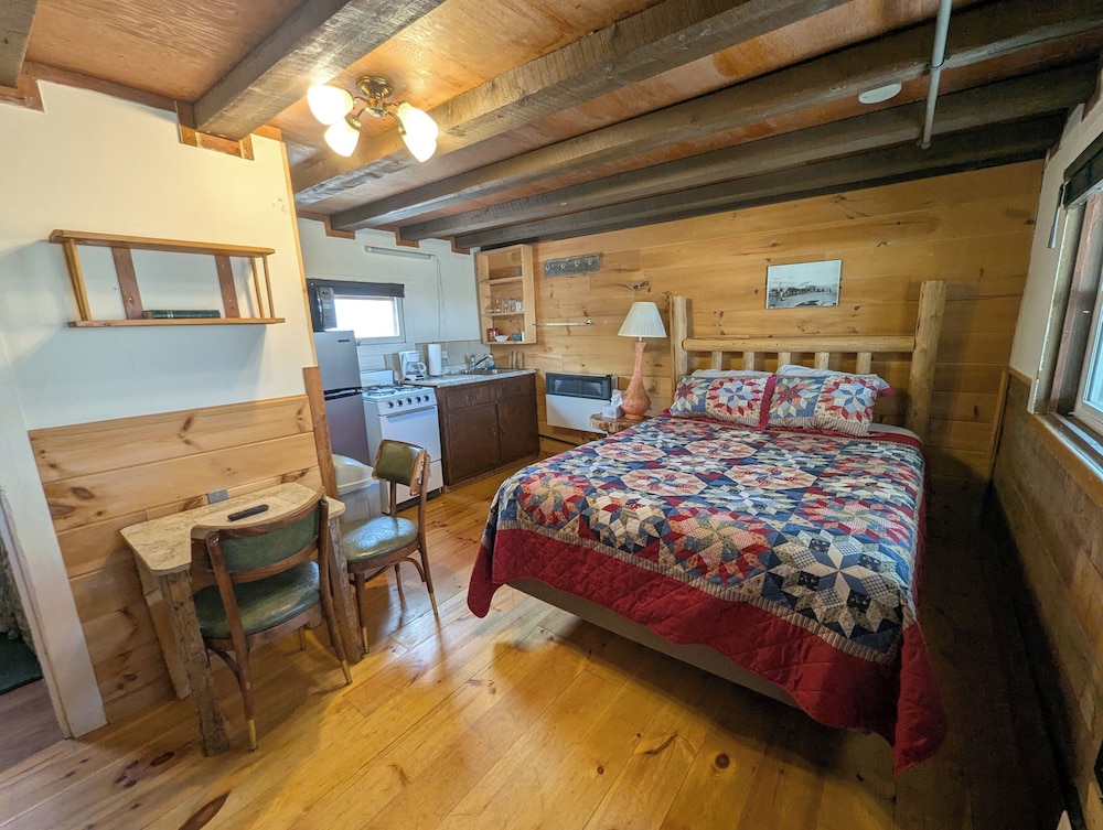 CopperLine Lodge