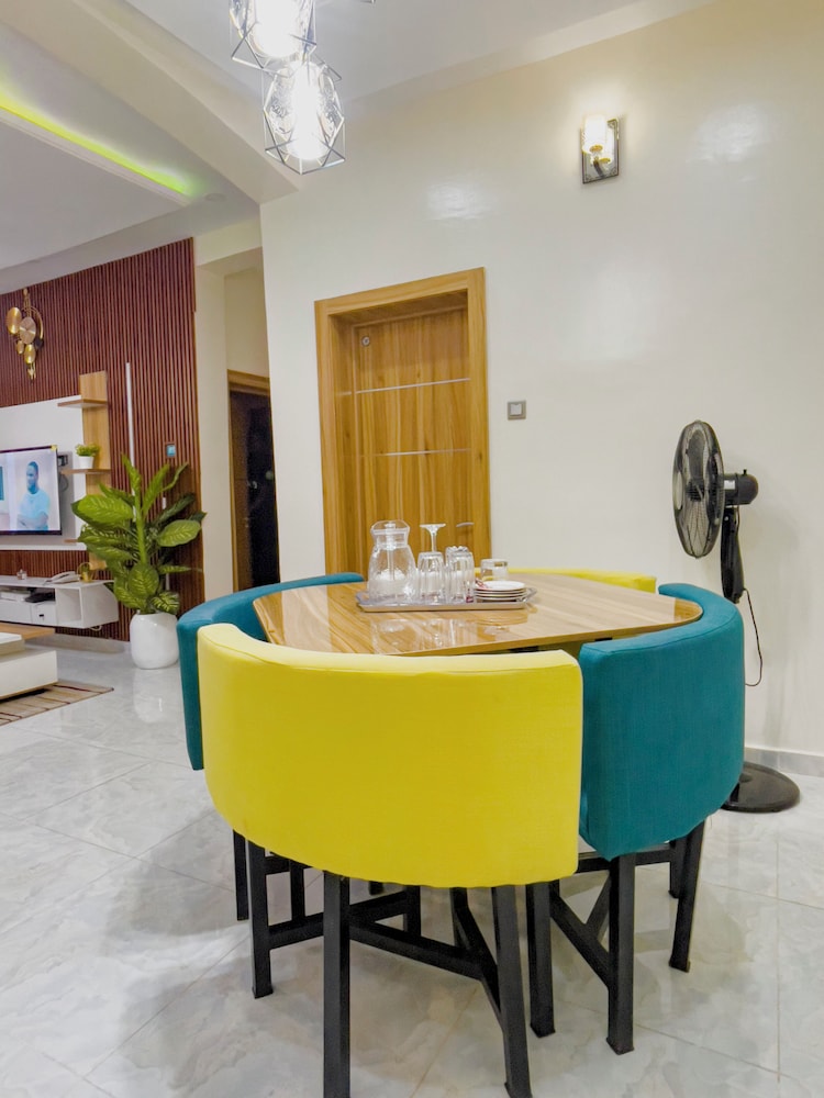 La Veda Manor Luxury Apartment