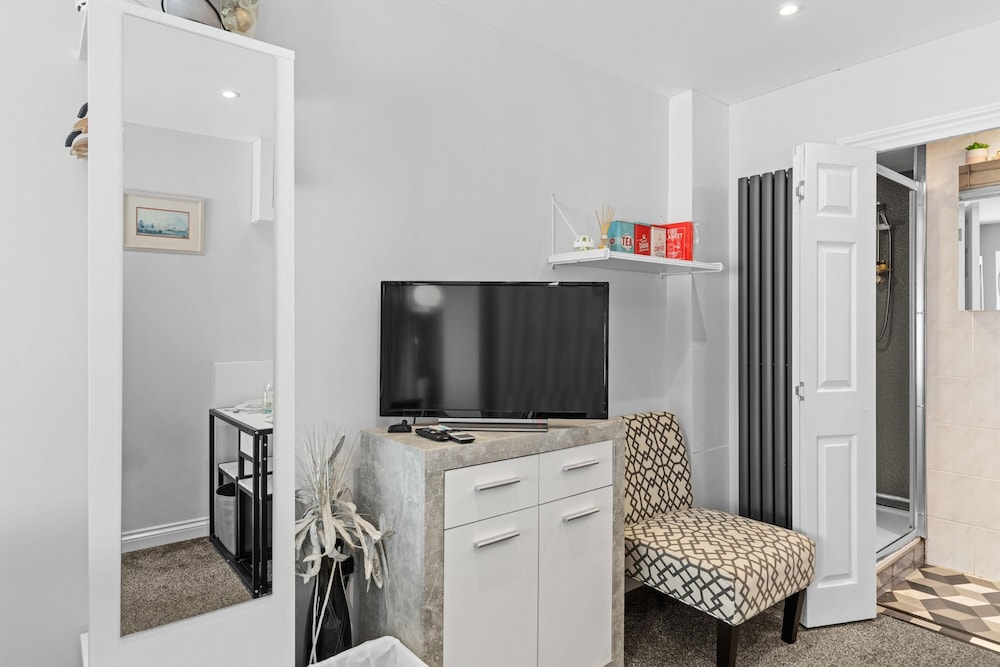 Boutique Studio Apartment By My Getaways