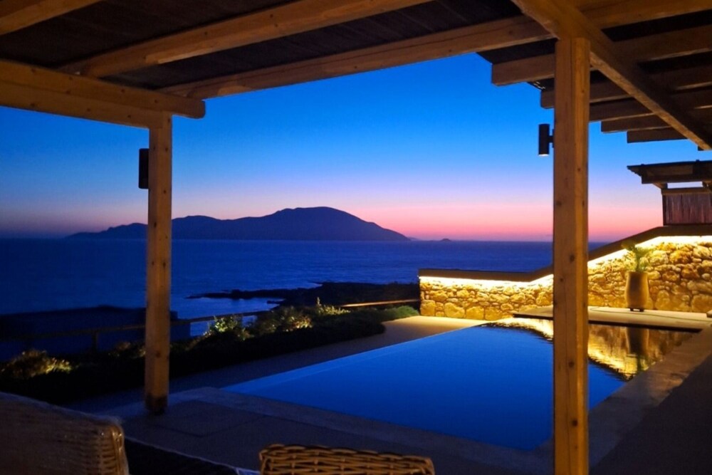 Vala Luxury Villa A