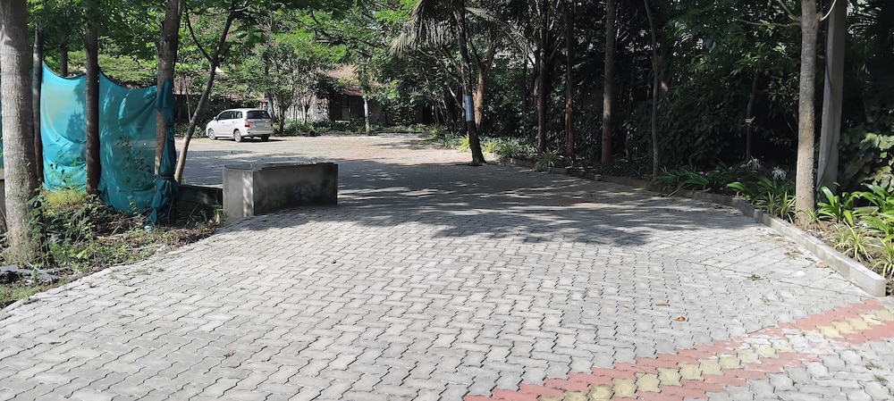 Pavanputra Resort Hassan
