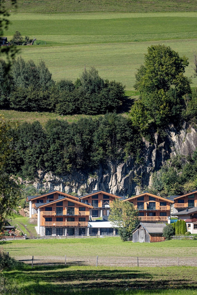Tauernlodges Uttendorf by ALPS RESORTS