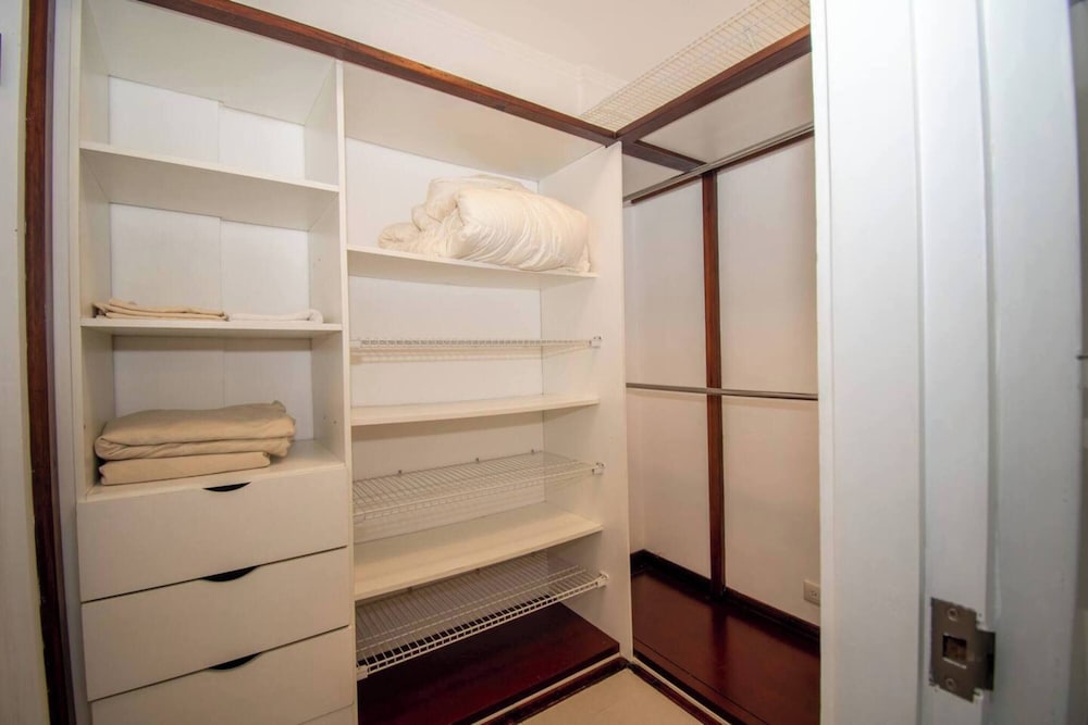 Beautiful Condo Just Steps From Avenida Escazu in an Unbeatable Location