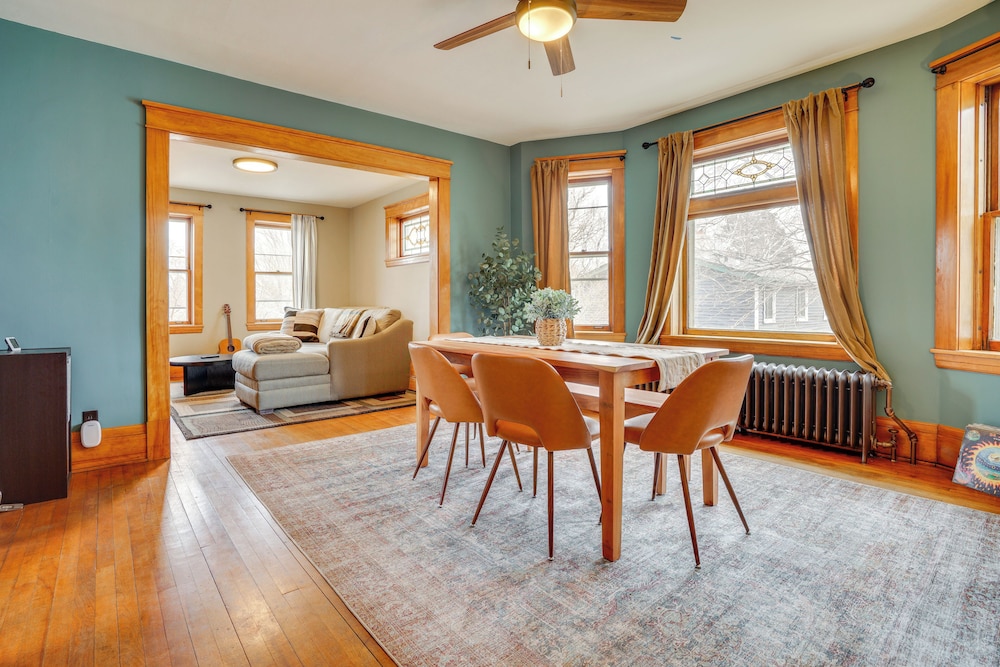 1 Mi to Como Park: Wfh-friendly Saint Paul Duplex!