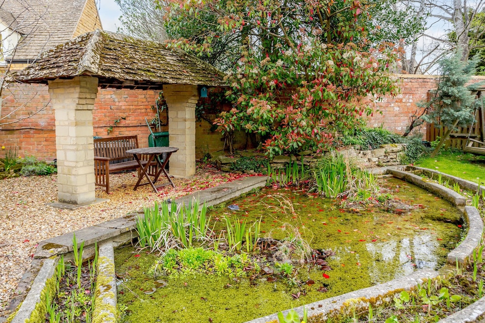 Jasmine Cottage