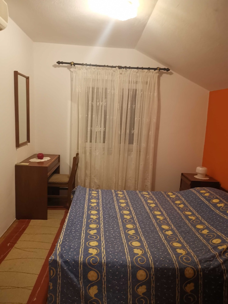 Guesthouse Moretić