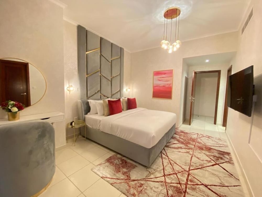 Durrani Homes - The Residences 5BR Besides Dubai Mall with Burjkhalifa and Fountain view
