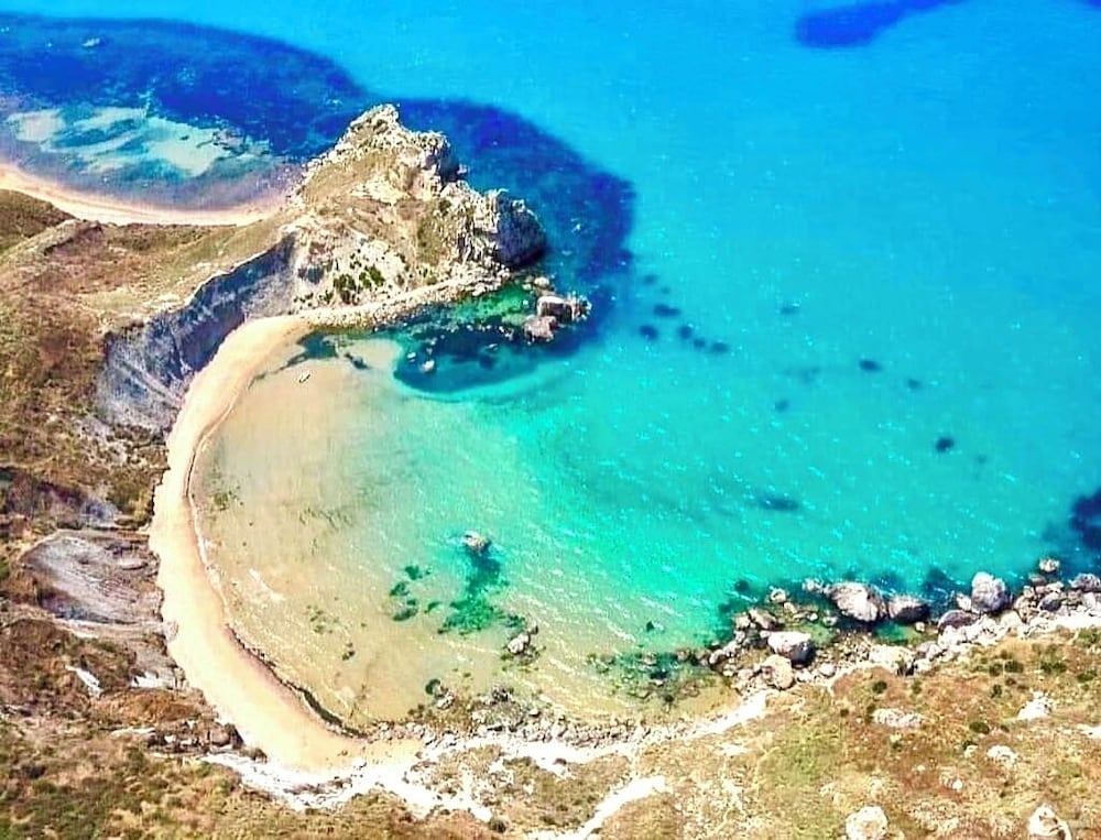 LA COLLINA SUL MARE