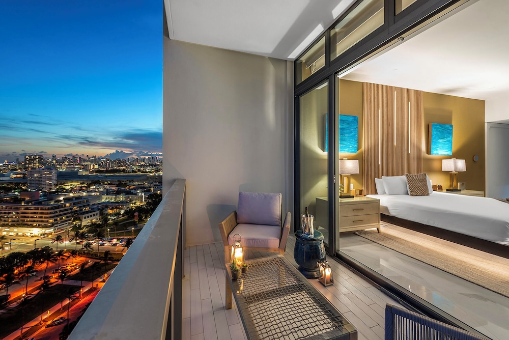 Luxury Vacation Rentals in South Beach by LRMB