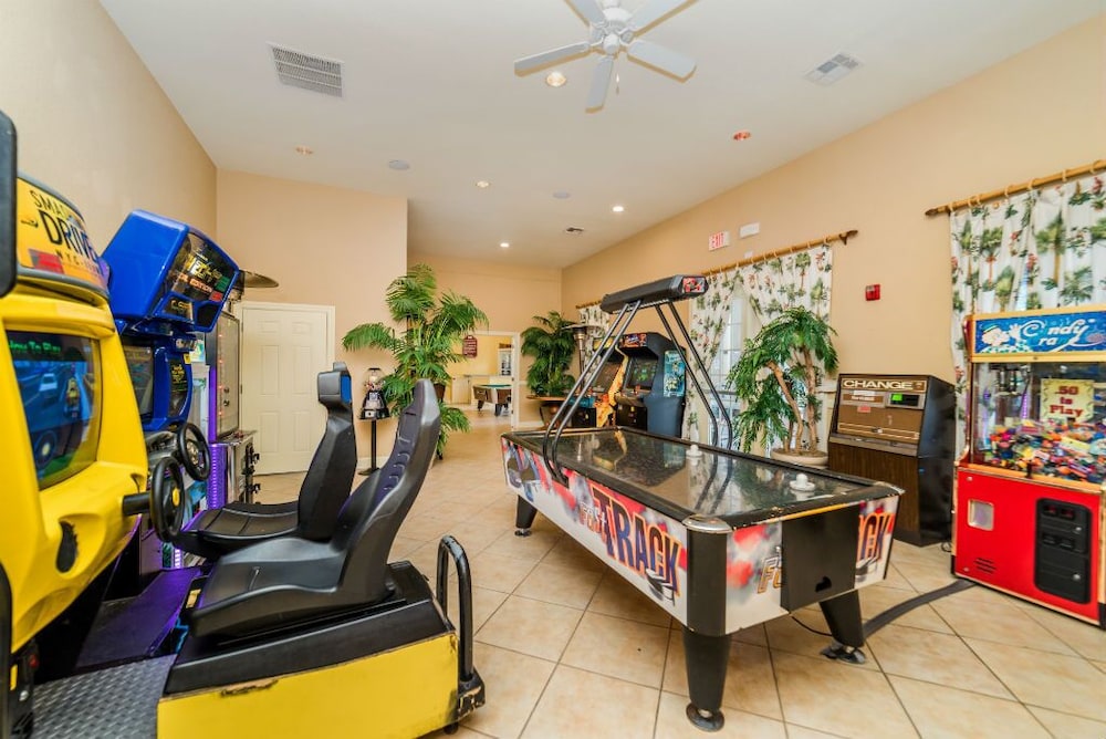 Ec21ha - 3 Bedroom Townhome In Villas at Seven Dwarfs Lane, Sleeps Up To 6, Just 6 Miles To Disney
