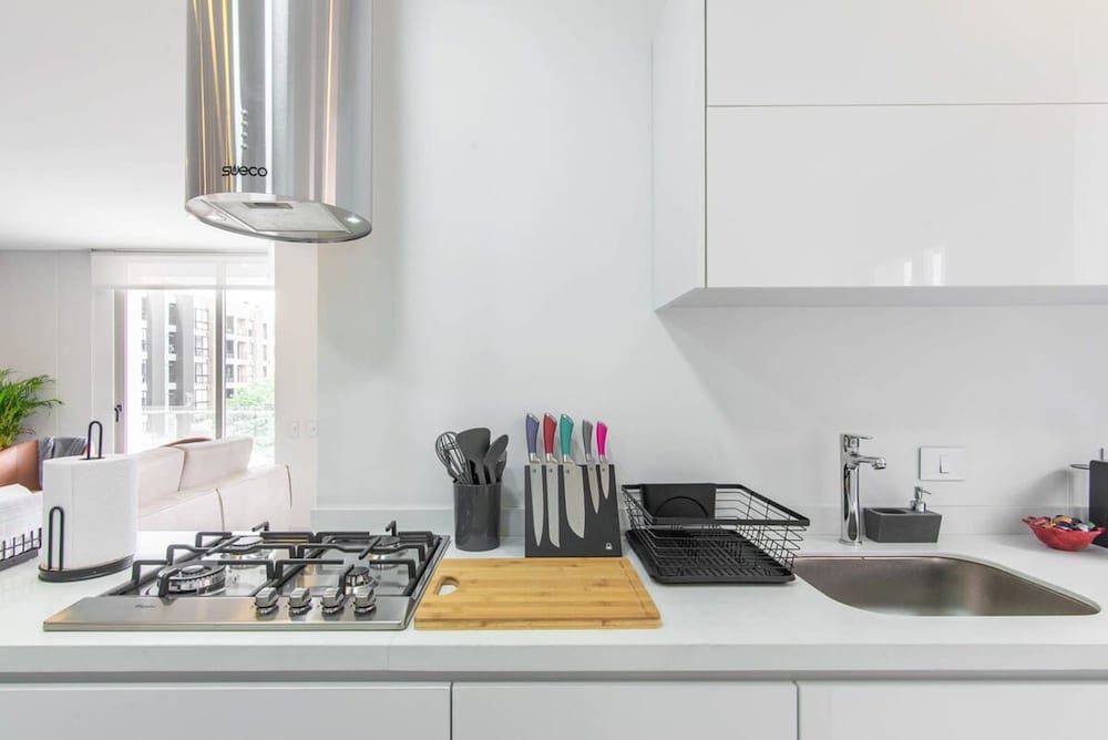 Magnificent 3 BR in Usaqu n