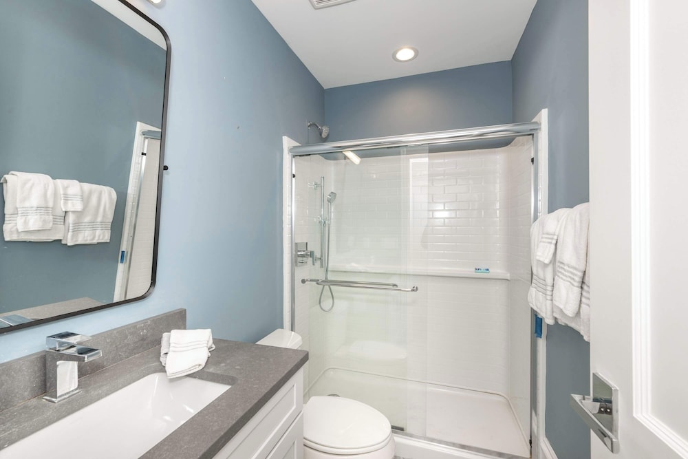 Mt. Adams Nest Studio for 2