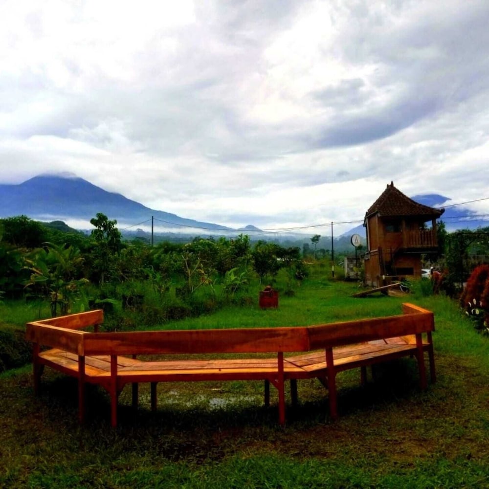 Jawa Dwipa Villa