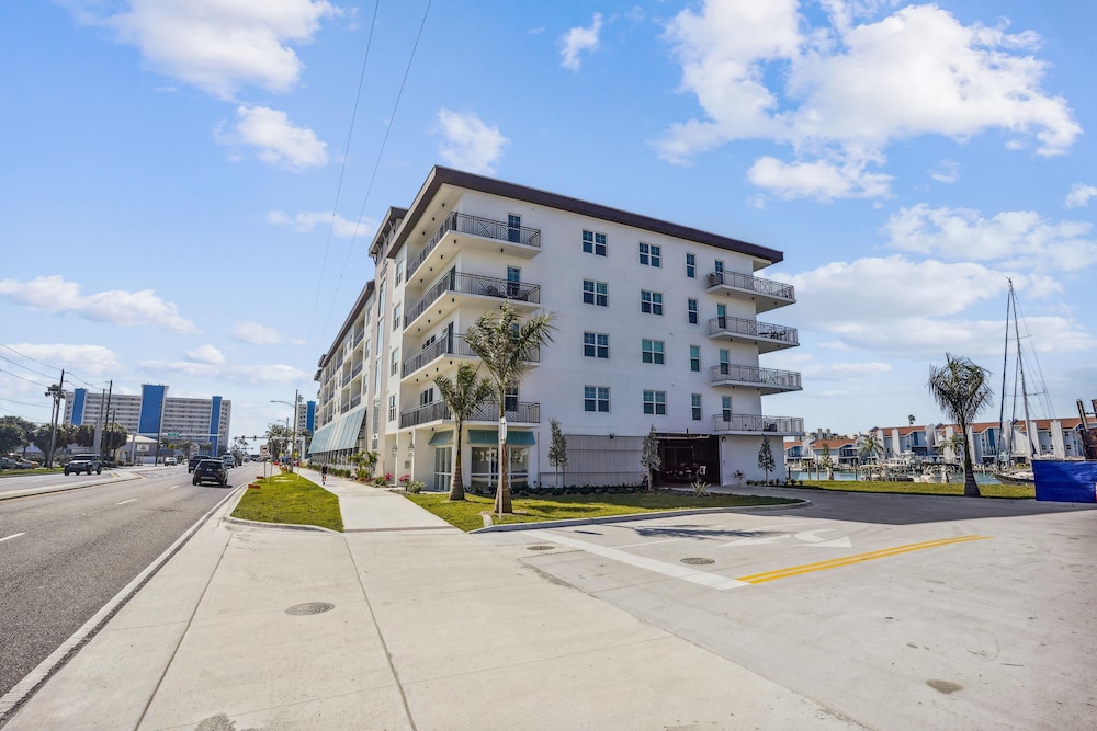 The Harbor Condo 503 - Premier