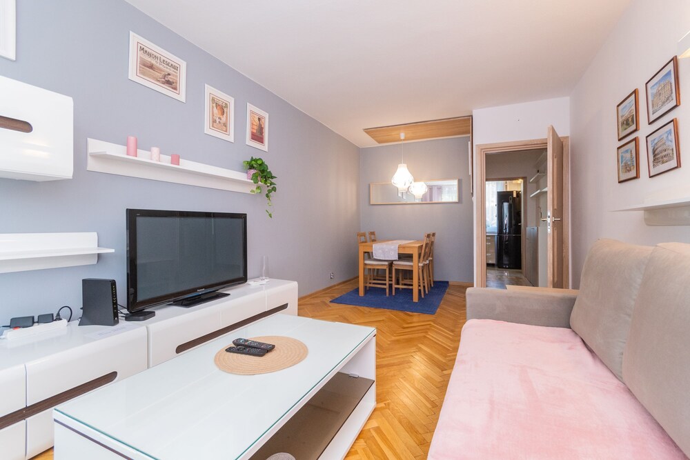 Summer 4 by Grand Apartments view 4
