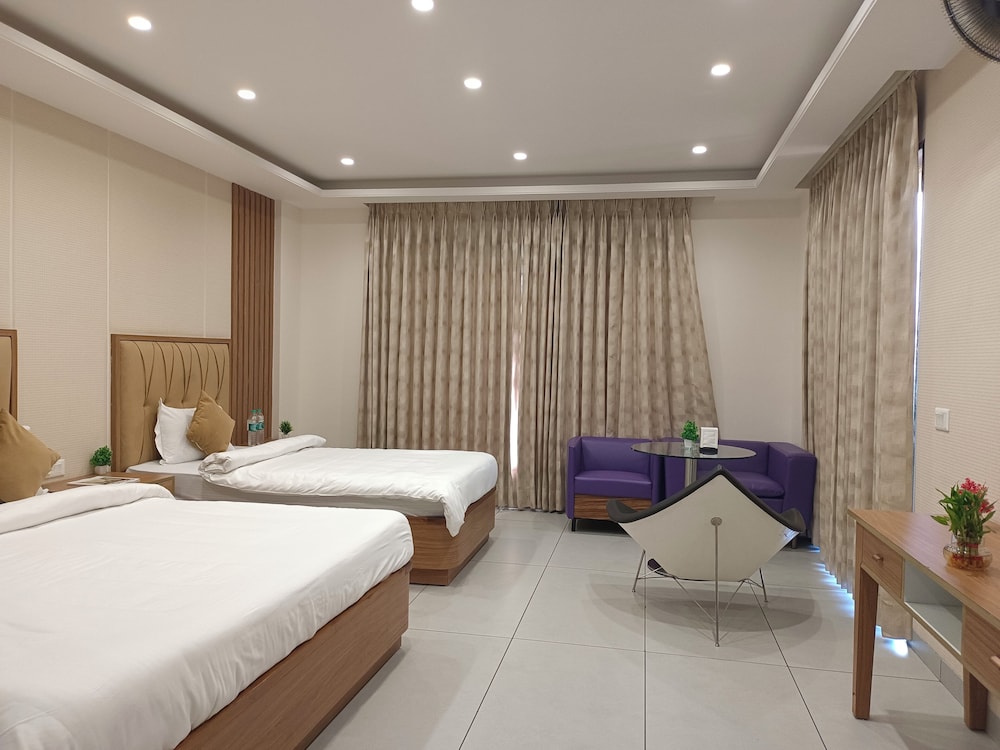 THE PRINCE ZENQ XPRESS RESORTT ROHTAK