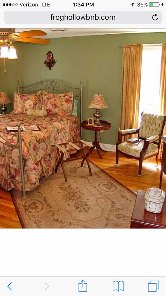 Frog Hollow Bed and Breakfast