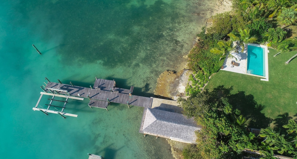 Beehive Harbour Island. Luxury Dream World On The Bay. Private D 5 Bedroom Home