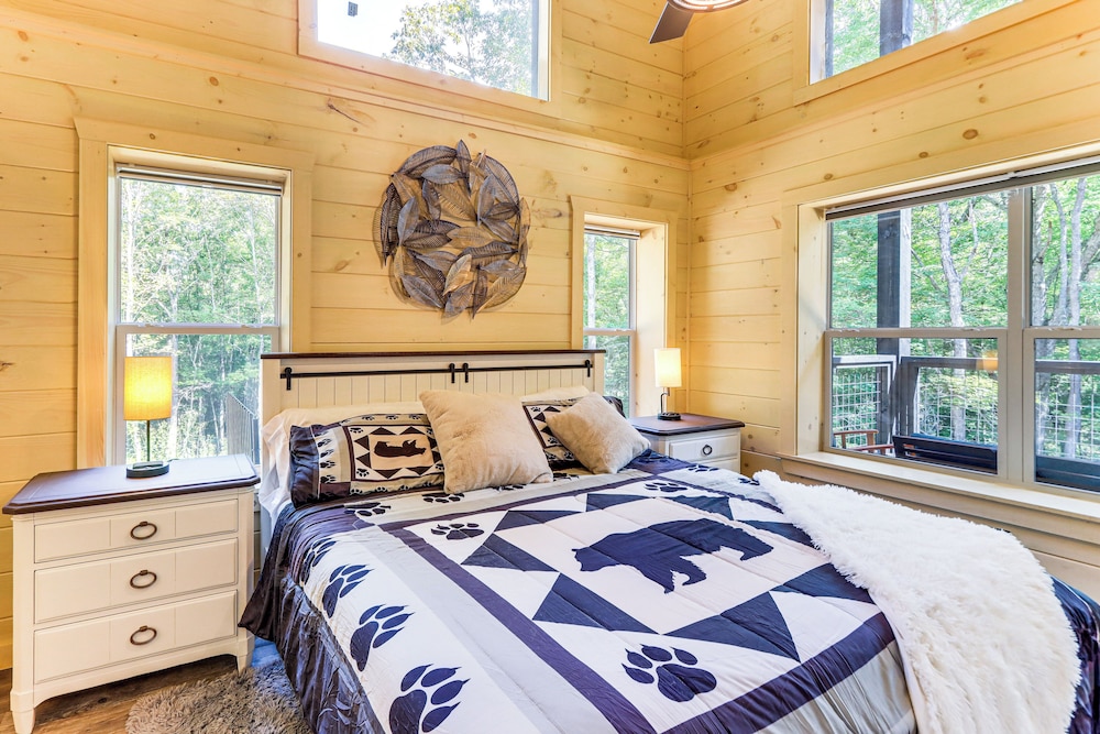 Blue Ridge Adventure Base: Grill, Play, Explore!